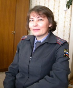 Женщина в погонах